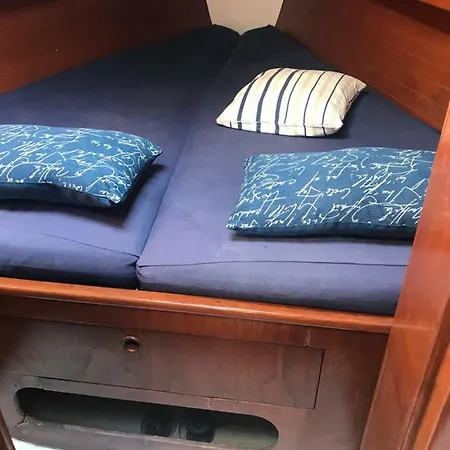 Oceanis 350 *
